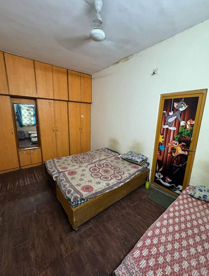 R Living paying guest boy's PG — photo 3