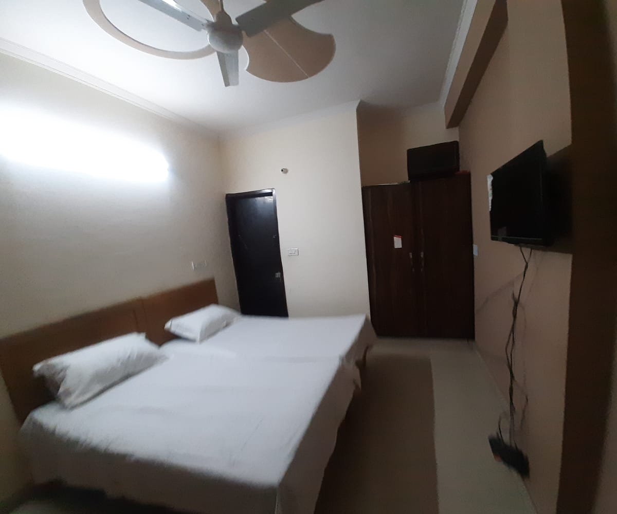 Star Homes PG — photo 1