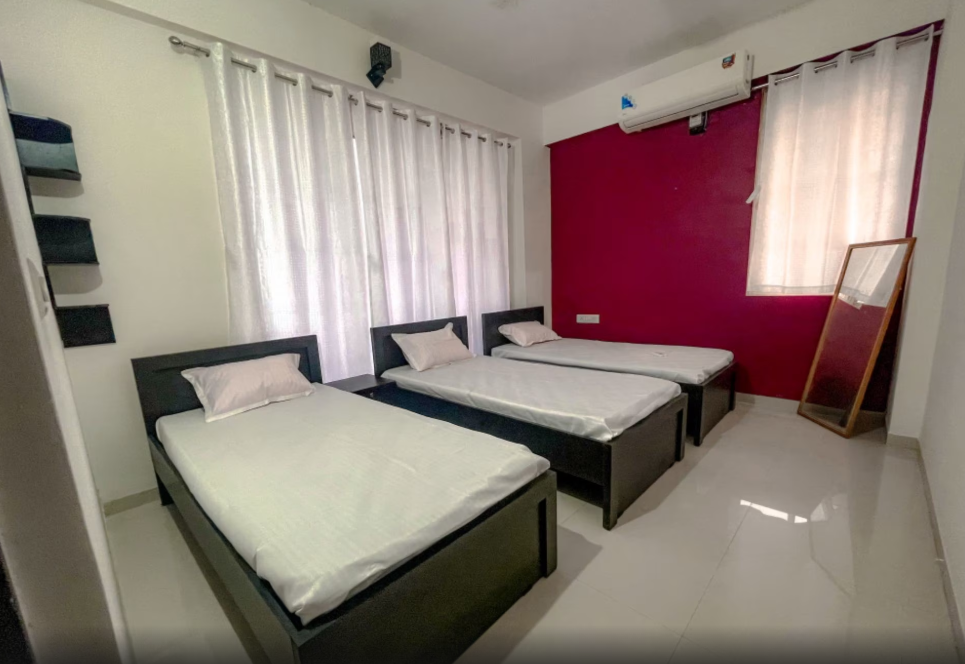 ACCURATE  ACCOMMODATION — photo 1