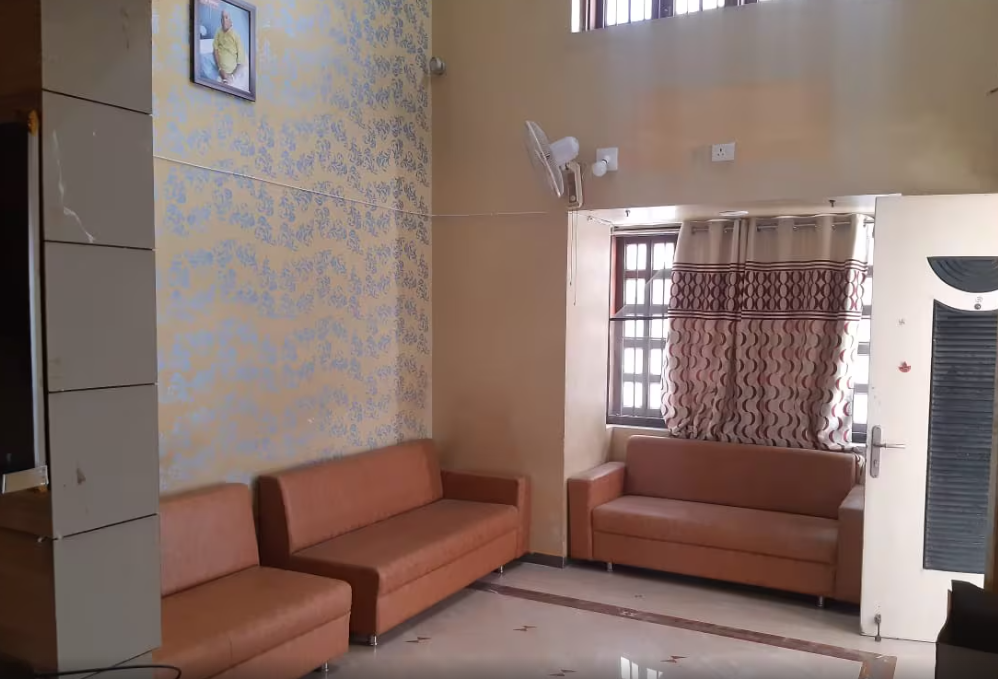 JANAM PAYING GUEST — photo 3
