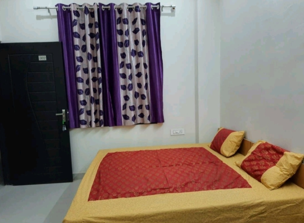 Pari Lok Girls Pg — photo 1