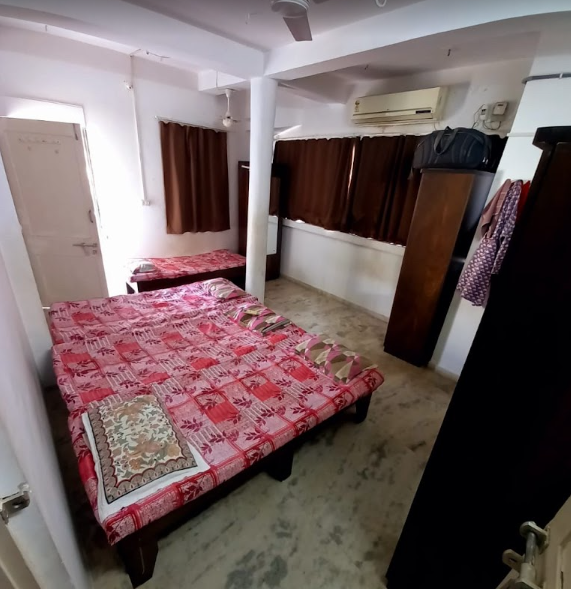 MANKI PAYING GUEST — photo 1