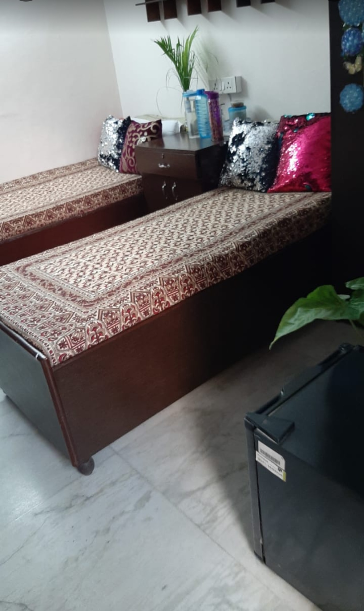 Infiniza living Pg Girls And Boys — photo 1