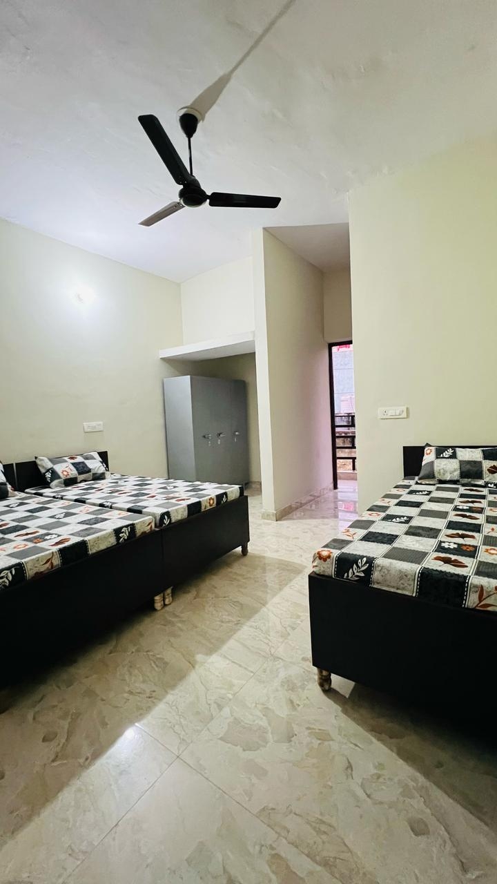 Elite homes girls pg — photo 1