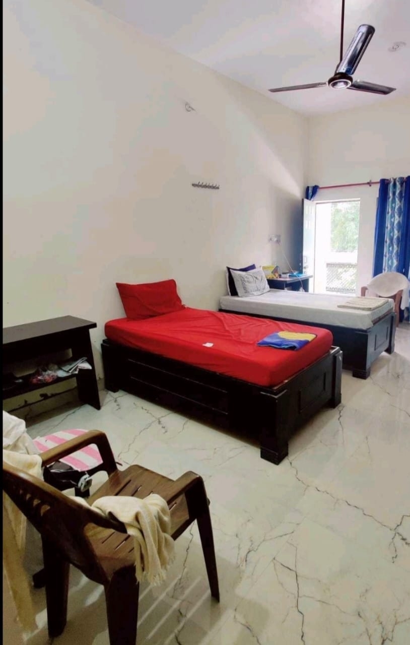 Shanti Pg — photo 2