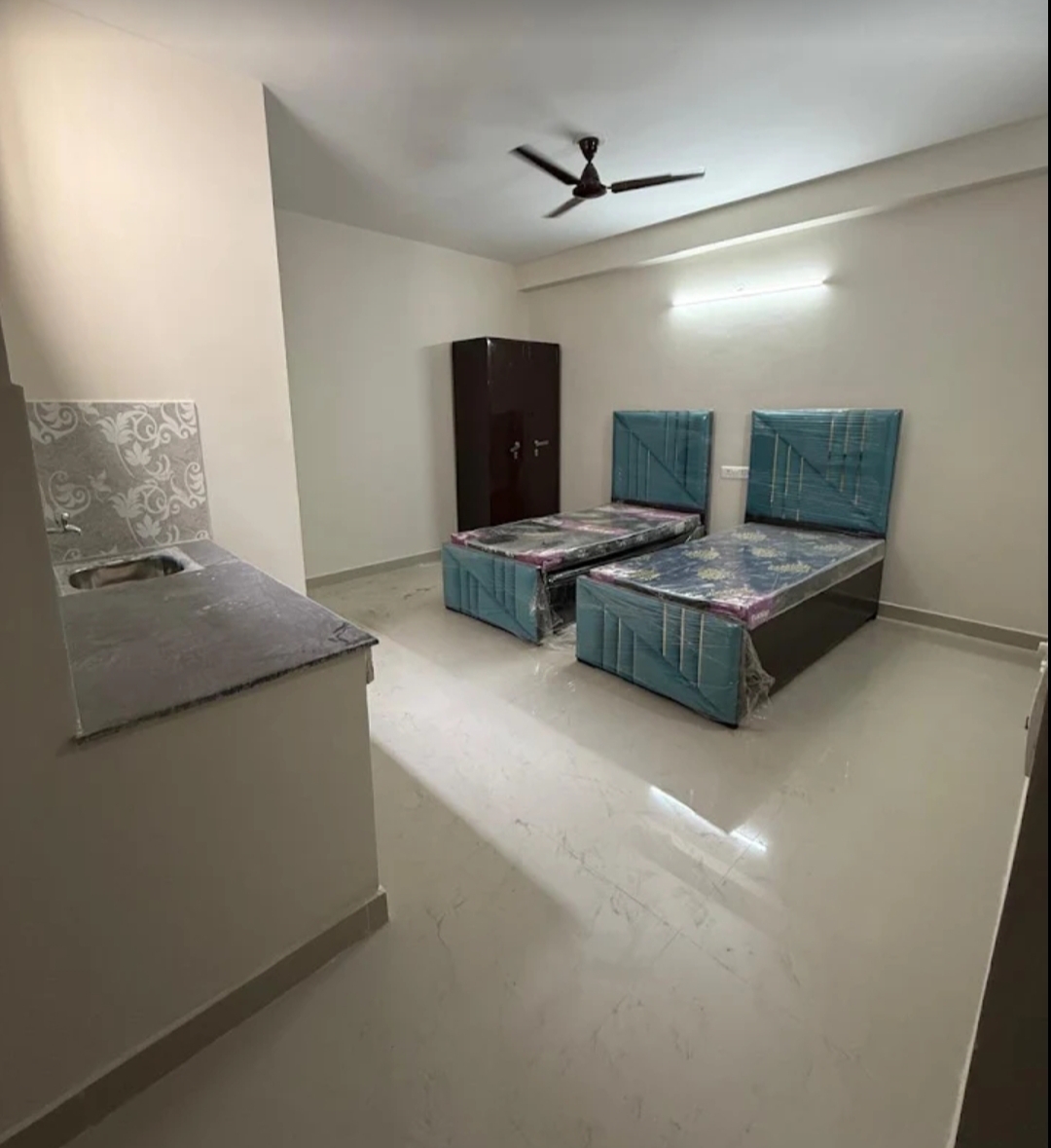 Royal Rooms PG — photo 1