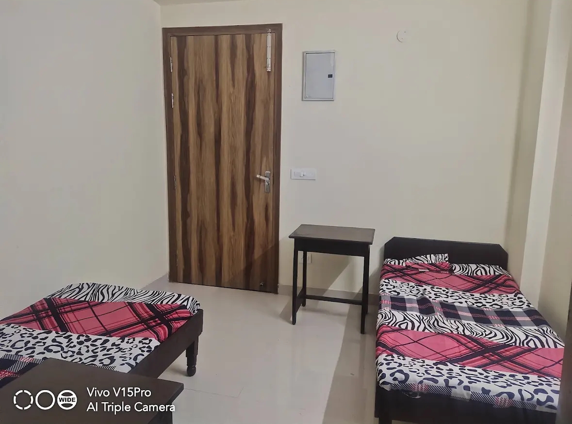 CH PG — photo 3