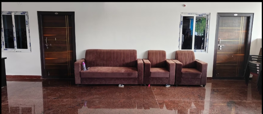 Aditya Luxury Pg Accommodation For Men S And Colive — photo 6