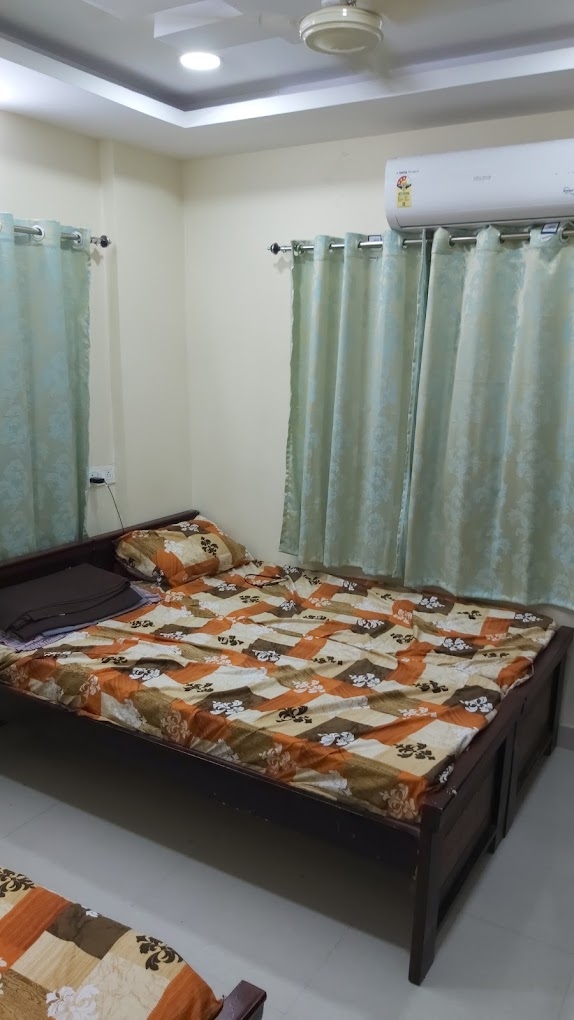 Manjunadha Grand PG Men's Hostel AC & Non AC — photo 2