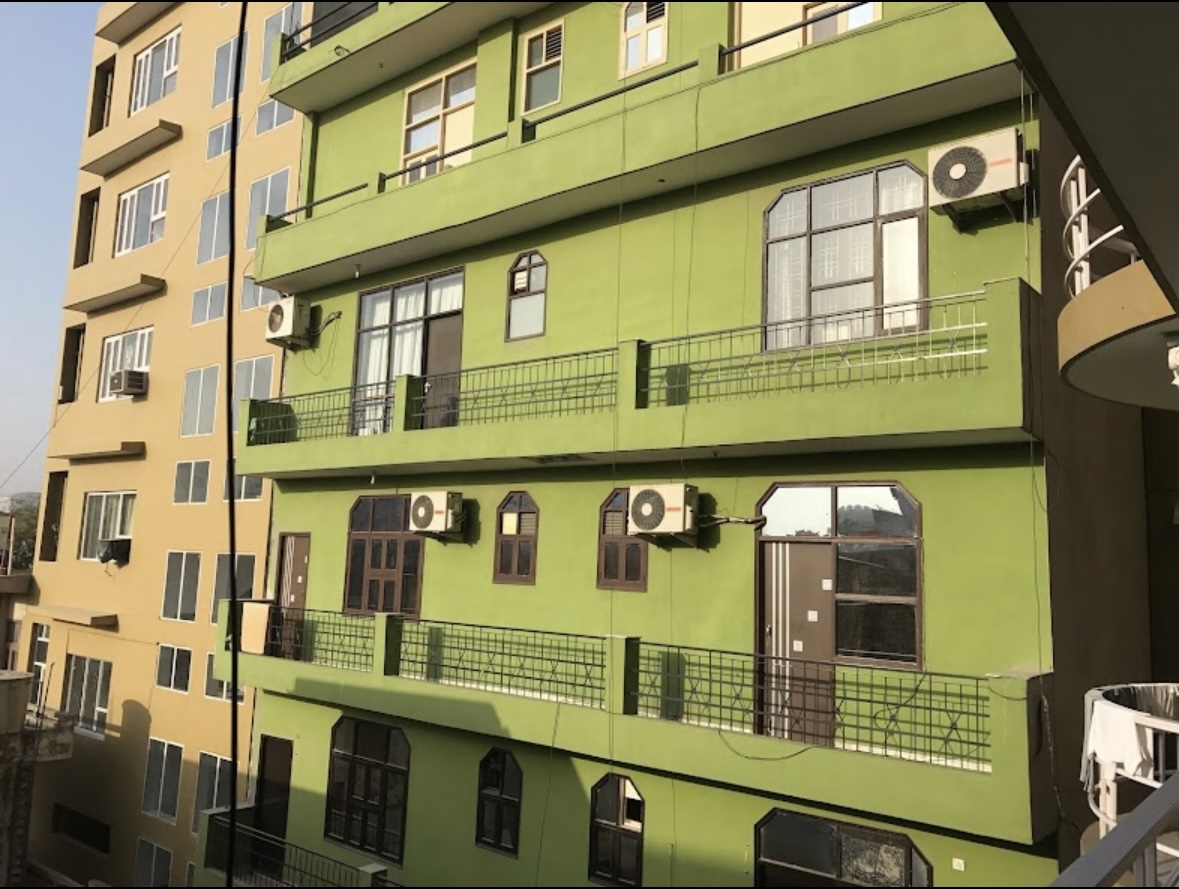 Raj bhawan pg — photo 1