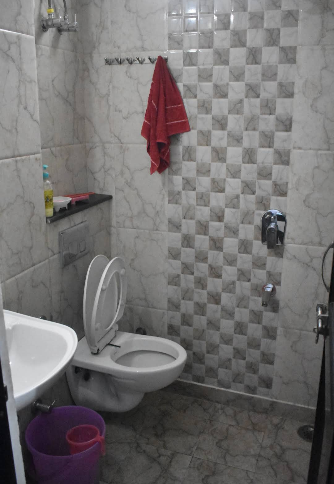 GUPTAS PG — photo 5