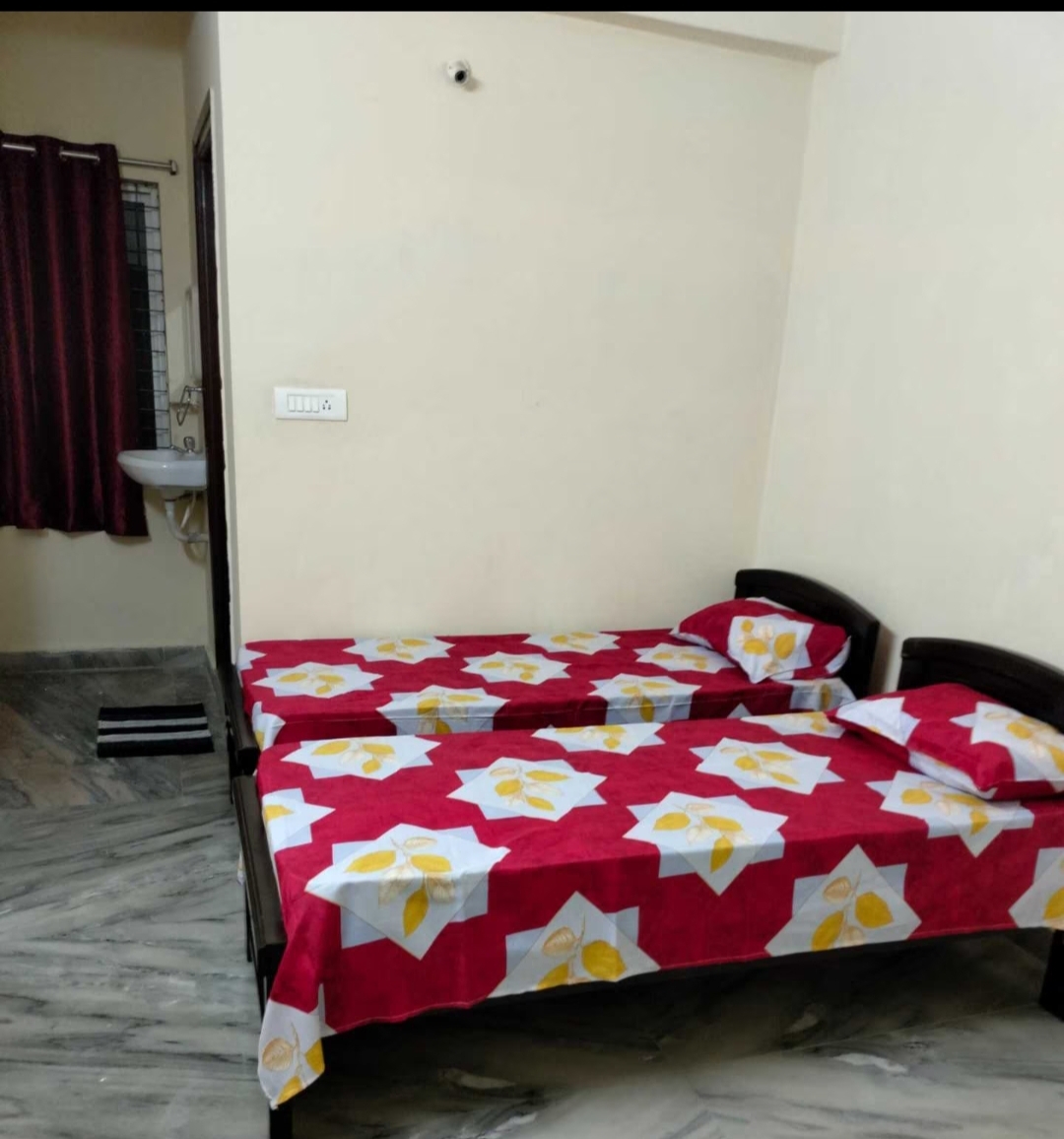 Blue Moon Executive Women's Hostel — photo 2