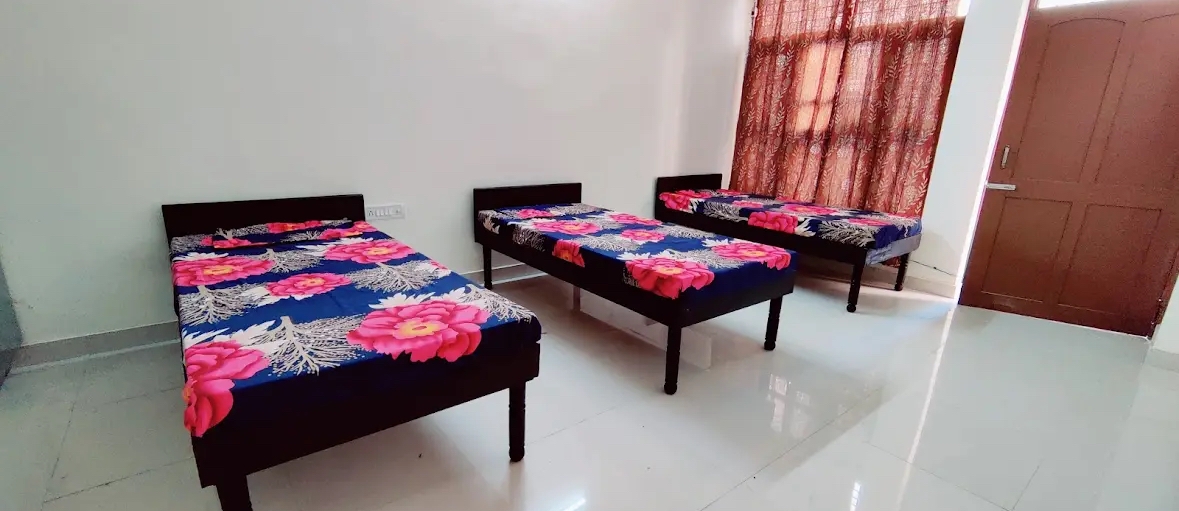 Shyam Pg For Girls and Boys — photo 3