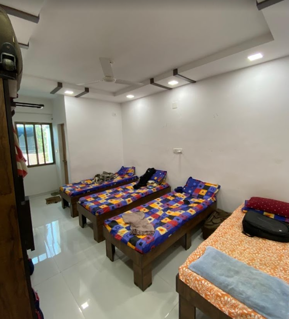 SILVER HOMES PG FOR BOYS — photo 4