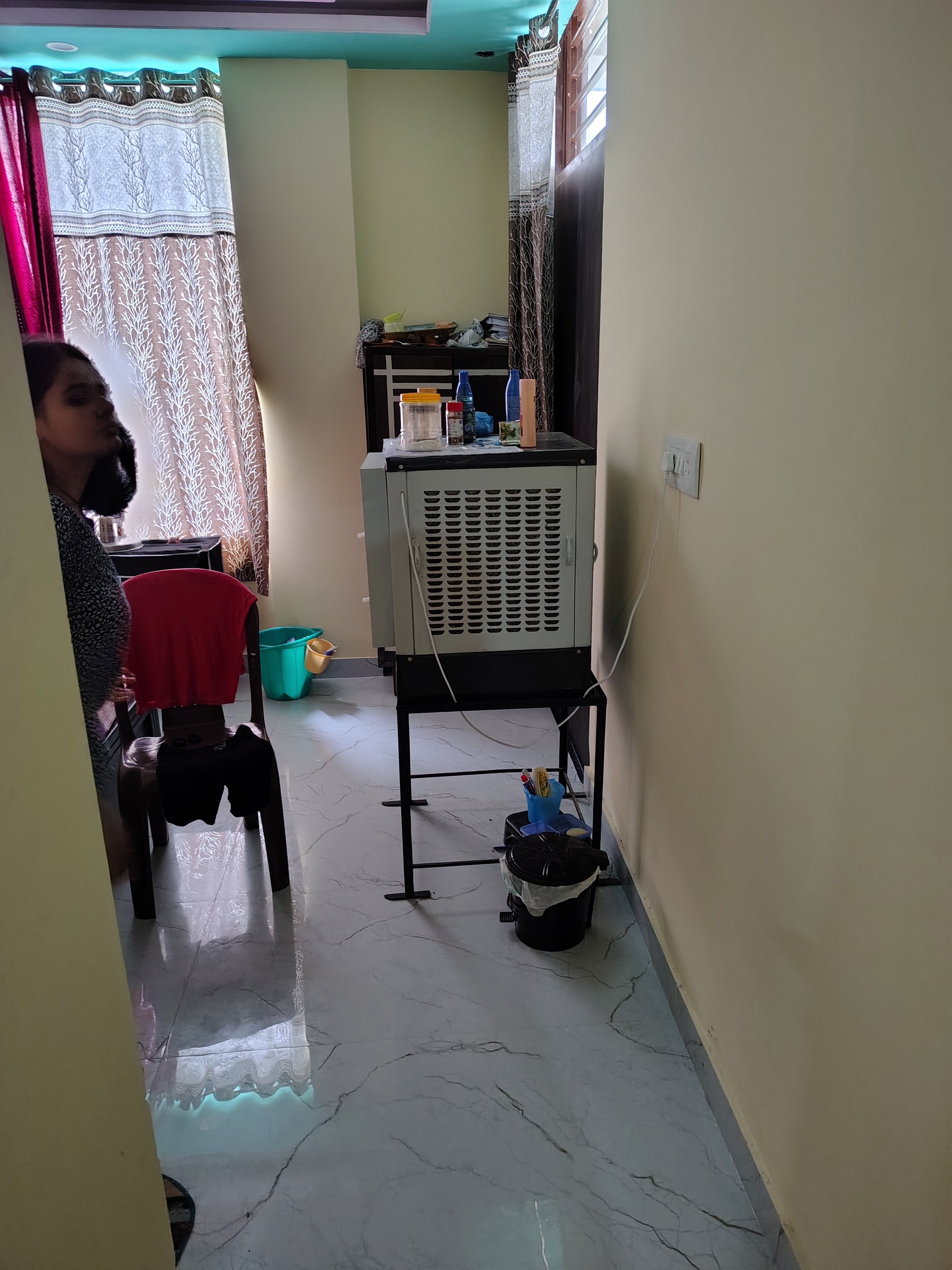 M R GLOBAL PG — photo 6