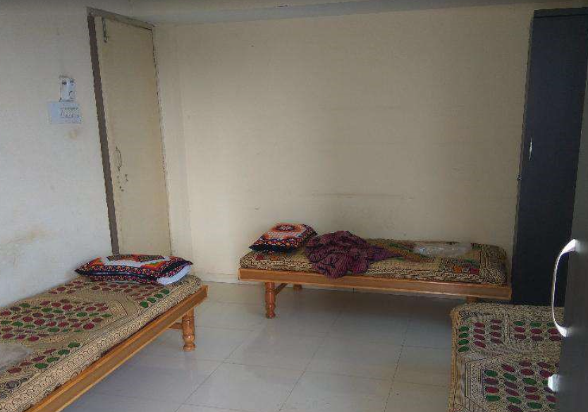 Paying Guest Accommodation For Men — photo 2