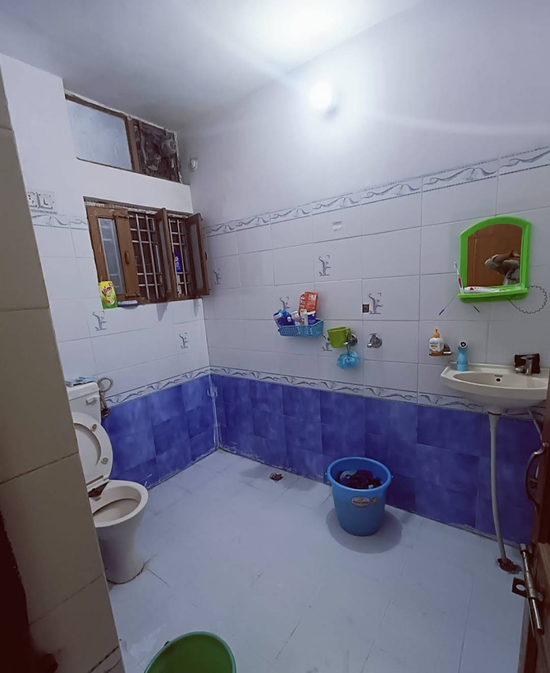 ROYAL PG — photo 1