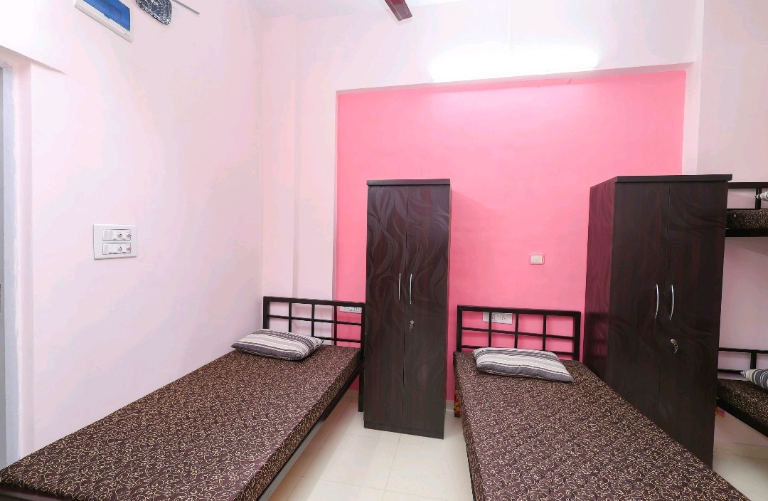 UH stay accommodation — photo 1